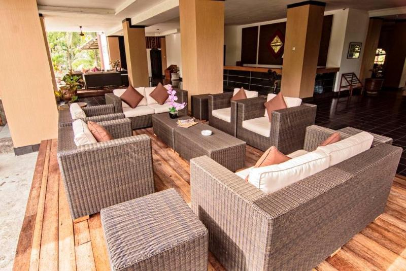 هتل Tasik Ria Resort