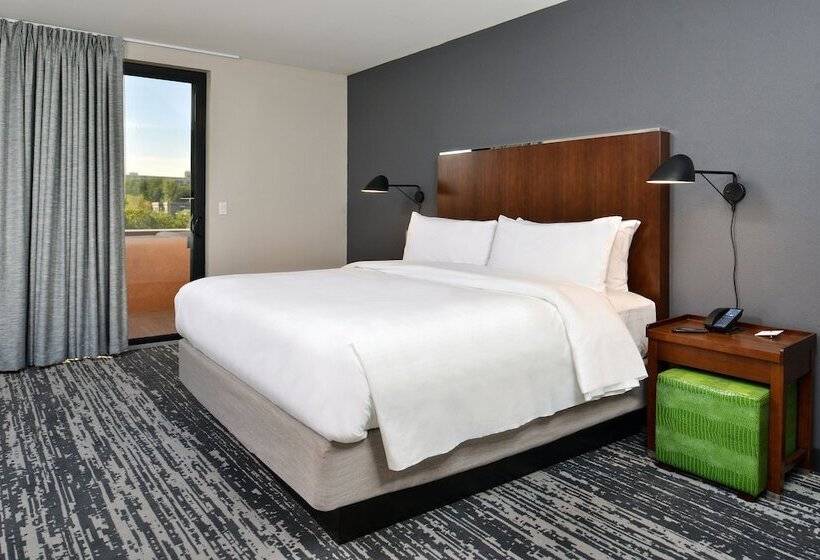مُتل Four Points By Sheraton Omaha Midtown