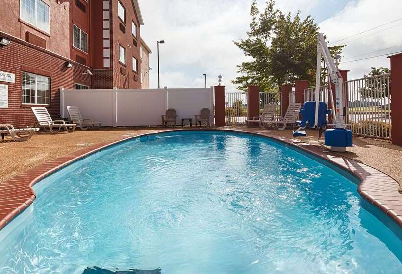 Best Western Plus Olive Branch Hotel & Suites
