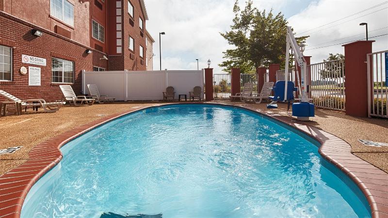 Best Western Plus Olive Branch Hotel & Suites