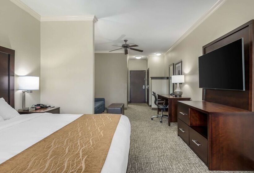 هتل Comfort Inn & Suites Fort Worth  Fossil Creek