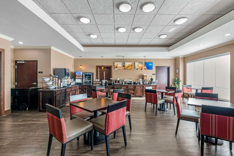 هتل Comfort Inn & Suites Fort Worth  Fossil Creek