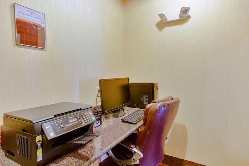 هتل Comfort Inn & Suites Fort Worth  Fossil Creek