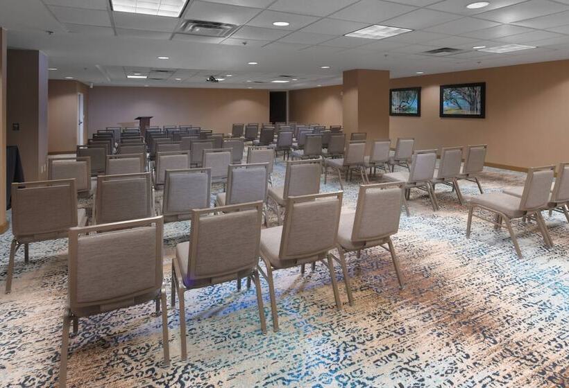 هتل Courtyard By Marriott San Antonio Riverwalk
