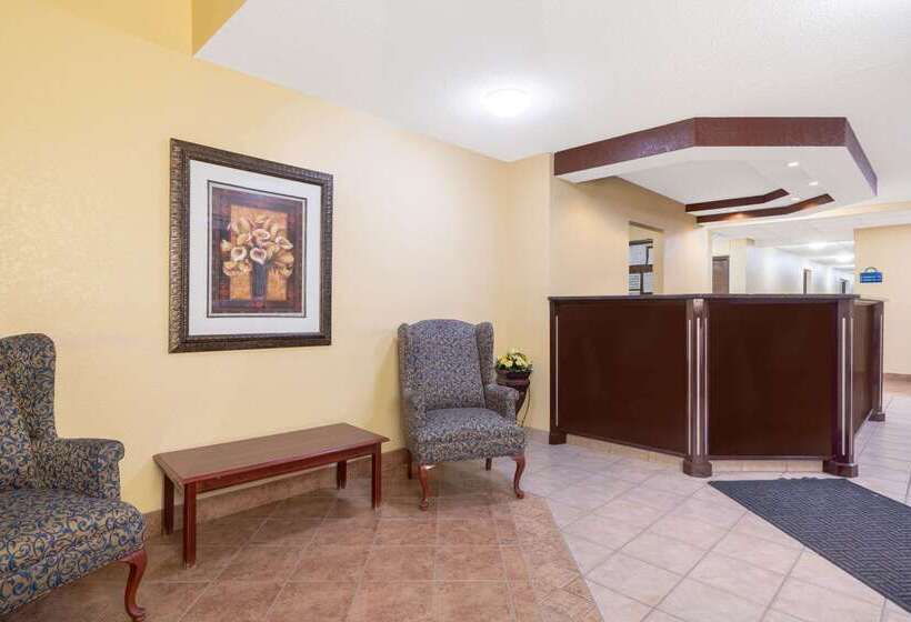 호텔 Days Inn By Wyndham Faribault