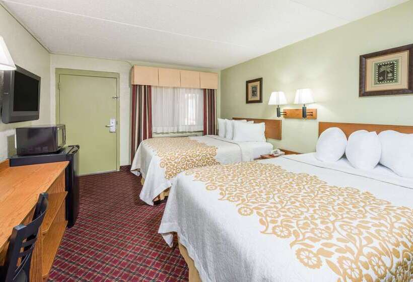 هتل Days Inn & Suites By Wyndham Springfield On I44