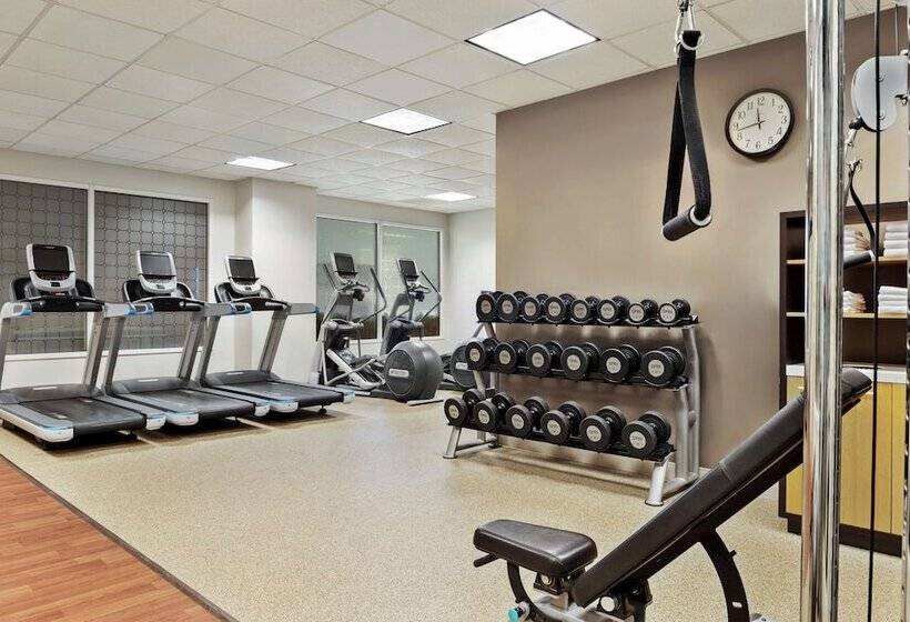 هتل Embassy Suites By Hilton Columbus Dublin