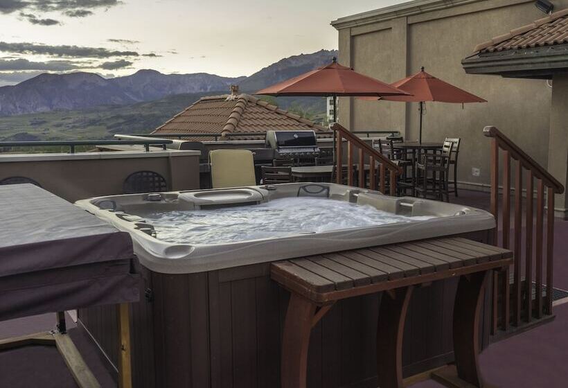 Отель Fairmont Heritage Place, Franz Klammer Lodge
