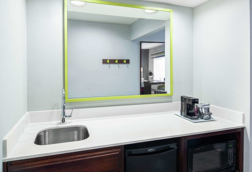 בית מלון כפרי Hampton Inn & Suites Lubbock Southwest