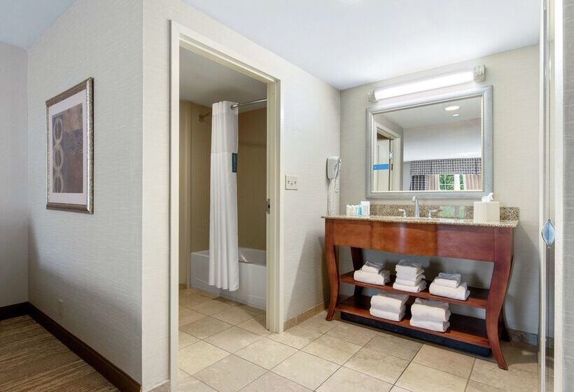 هتل Hampton Inn & Suites North Conway