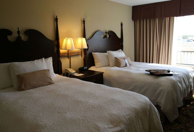 هتل Hampton Inn & Suites Del Rio, Tx