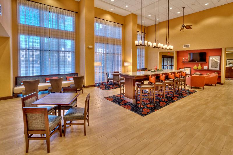 فندق Hampton Inn & Suites Fort Myersestero/fgcu