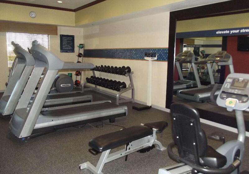 호텔 Hampton Inn & Suites Gainesville