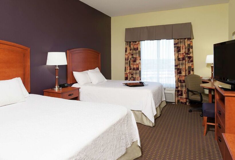 هتل Hampton Inn & Suites Molinequad City Int L Aprt