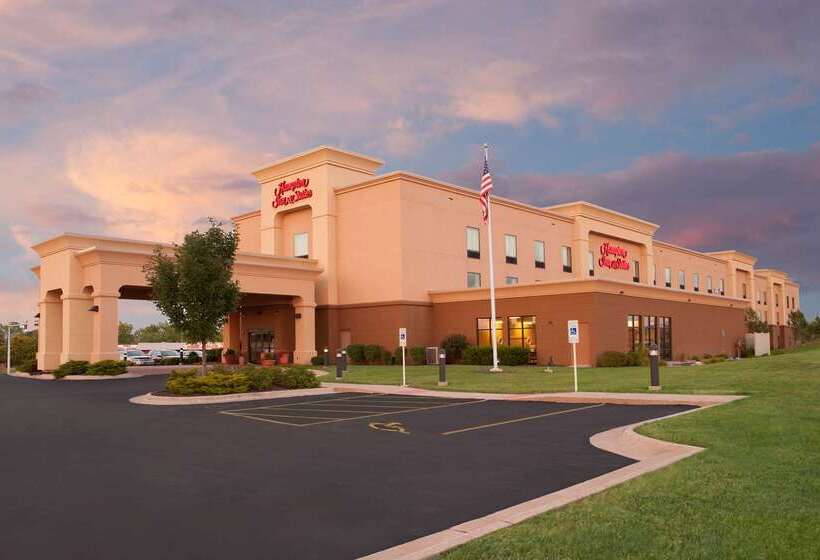 هتل Hampton Inn & Suites Molinequad City Int L Aprt