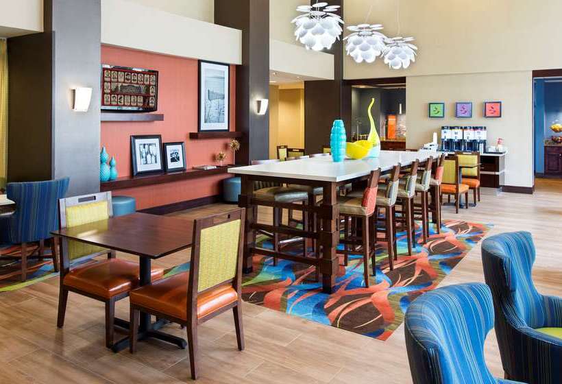בית מלון כפרי Hampton Inn & Suites Pensacola I10 N At Univ. Town Plaza
