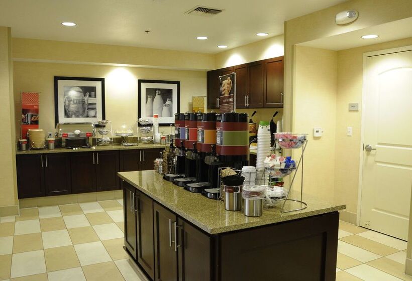 فندق Hampton Inn & Suites Redding
