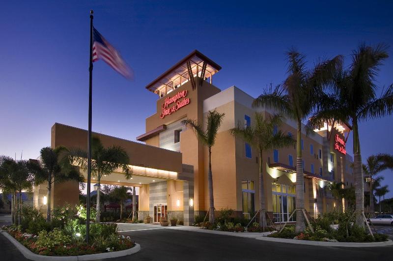 Отель Hampton Inn & Suites Sarasota/lakewood Ranch