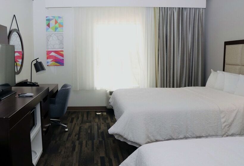 בית מלון כפרי Hampton Inn & Suites Stephenville