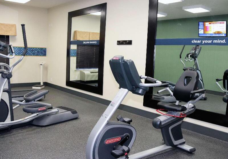 בית מלון כפרי Hampton Inn & Suites Stephenville