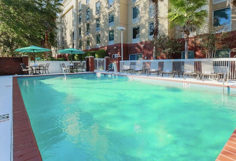 בית מלון כפרי Hampton Inn & Suites Tallahassee I 10/thomasville Road, Fl