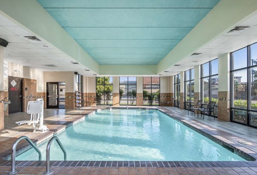 هتل Hampton Inn & Suitesdallas Allen