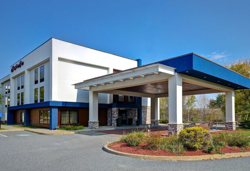 فندق Hampton Inn White River Junction