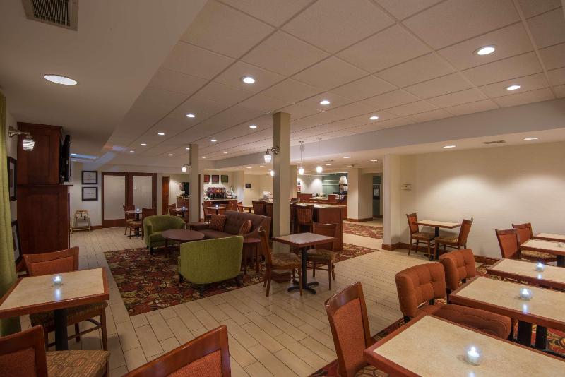 فندق Hampton Inn White River Junction