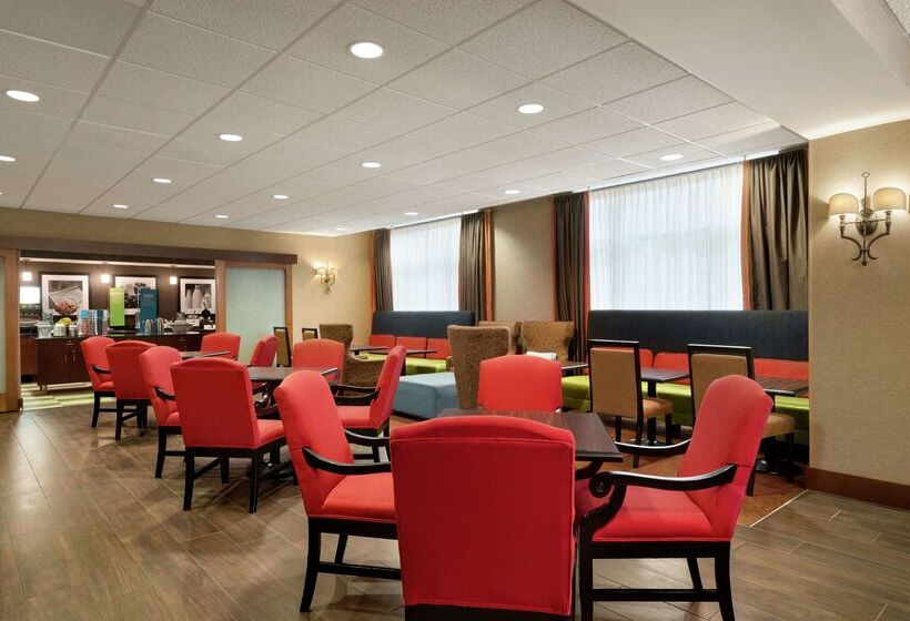 Отель Hampton Inn Wichita Fallssikes Senter Mall