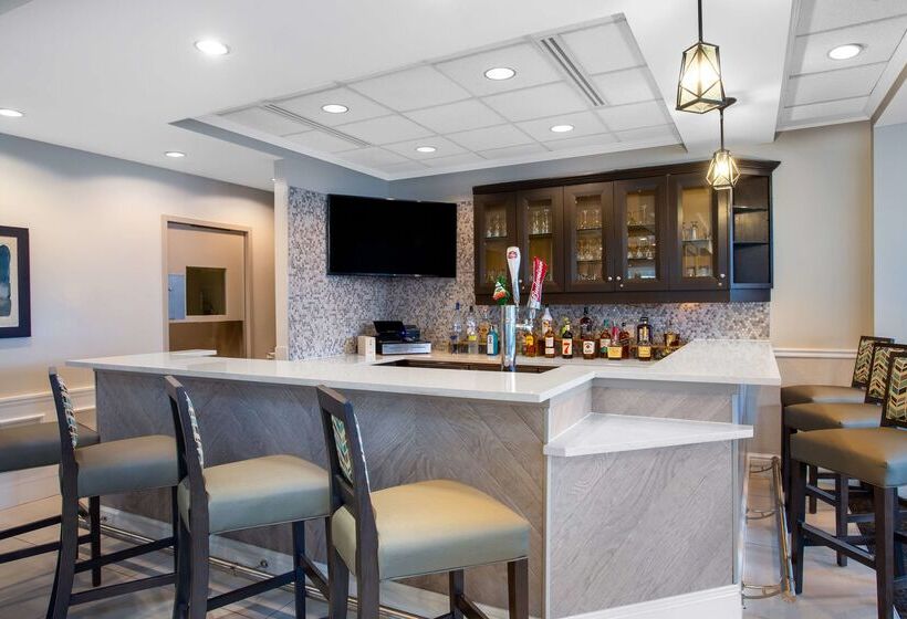 فندق Hilton Garden Inn Islip/macarthur Airport