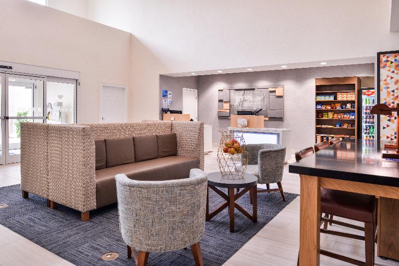 בית מלון כפרי Holiday Inn Express Tampa North Telecom Park, An Ihg