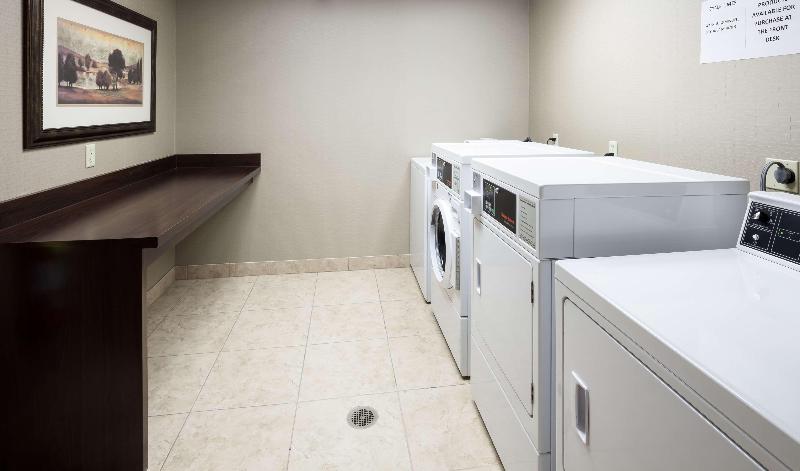 בית מלון כפרי Homewood Suites By Hilton Agoura Hills