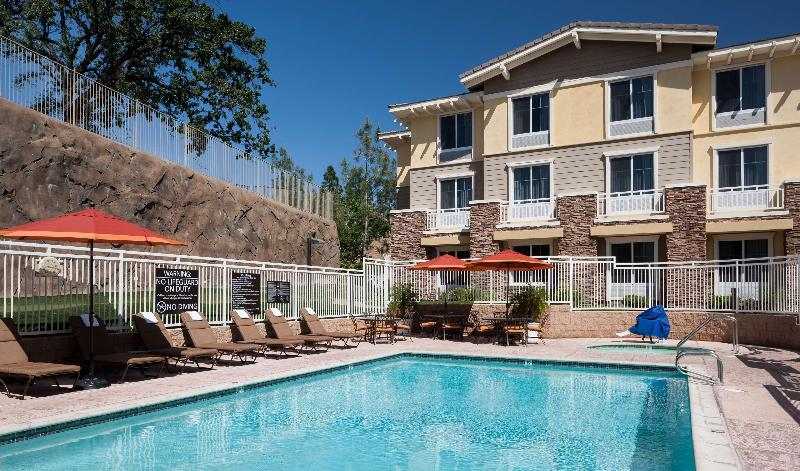 בית מלון כפרי Homewood Suites By Hilton Agoura Hills