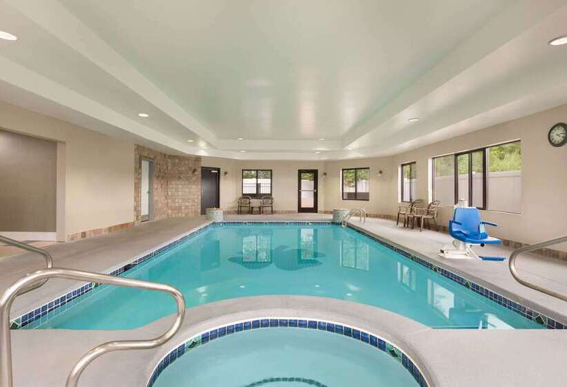 호텔 La Quinta By Wyndham Dublin