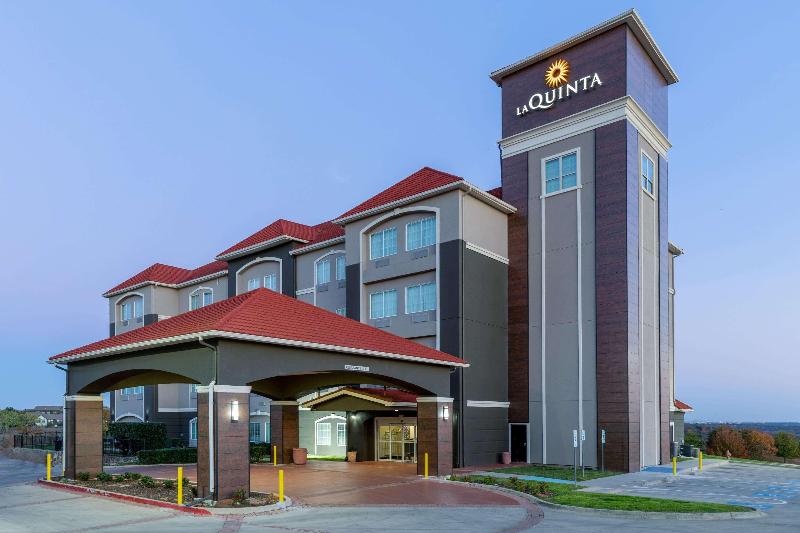 هتل La Quinta By Wyndham Fort Worth   Lake Worth