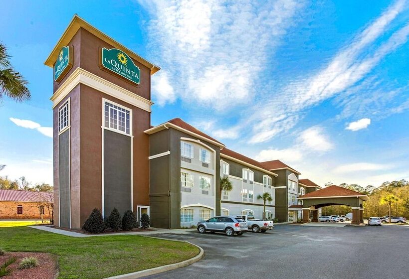 Отель La Quinta Inn & Suites By Wyndham Mobile Satsuma / Saraland