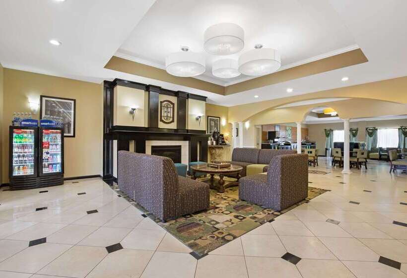 هتل La Quinta By Wyndham Pearland