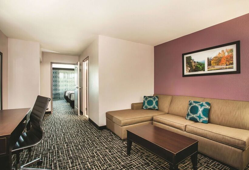 酒店 La Quinta By Wyndham Russellville