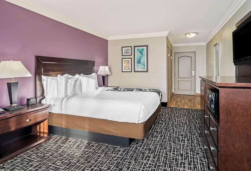 בית מלון כפרי La Quinta By Wyndham Temecula