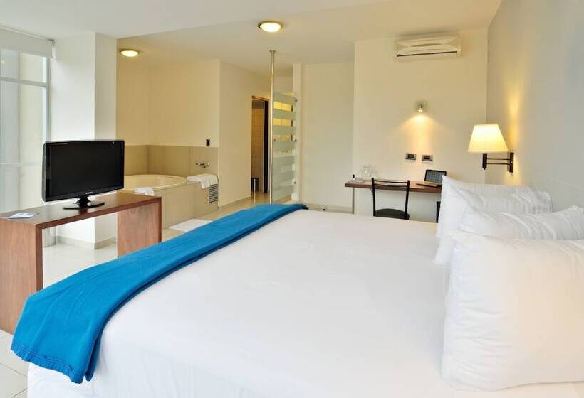 هتل Lp Santa Cruz Centro