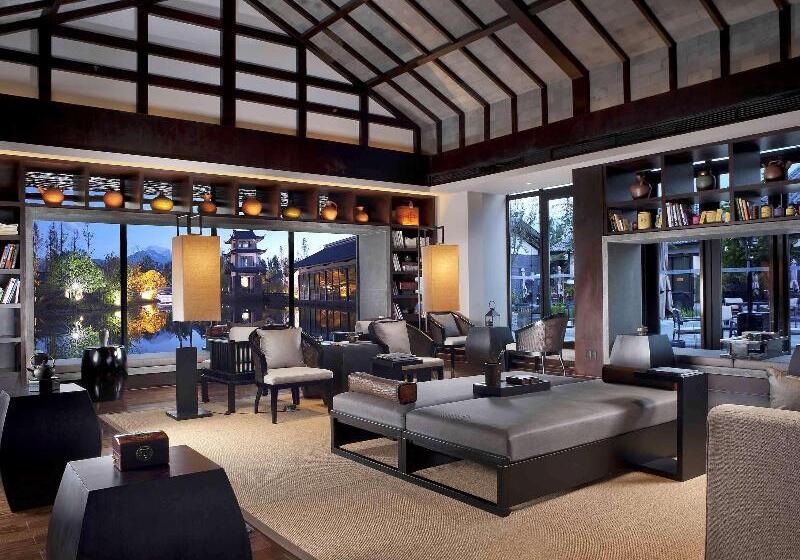 בית מלון כפרי Pullman Lijiang Resort & Spa