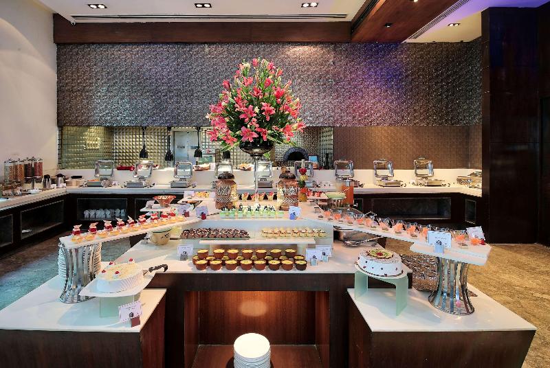 בית מלון כפרי Ramada Gurgaon Central