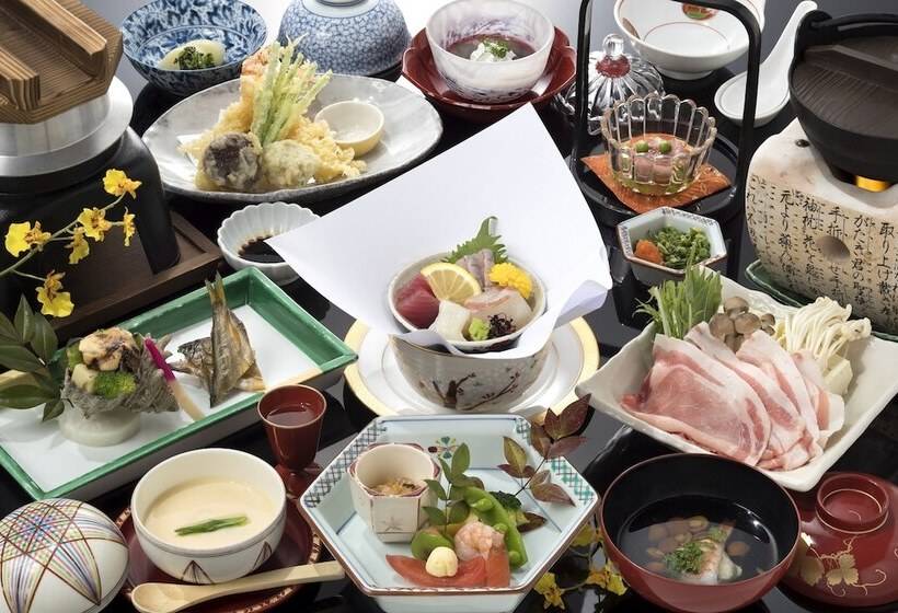فندق Tsuetate Keiryu No Yado Daishizen