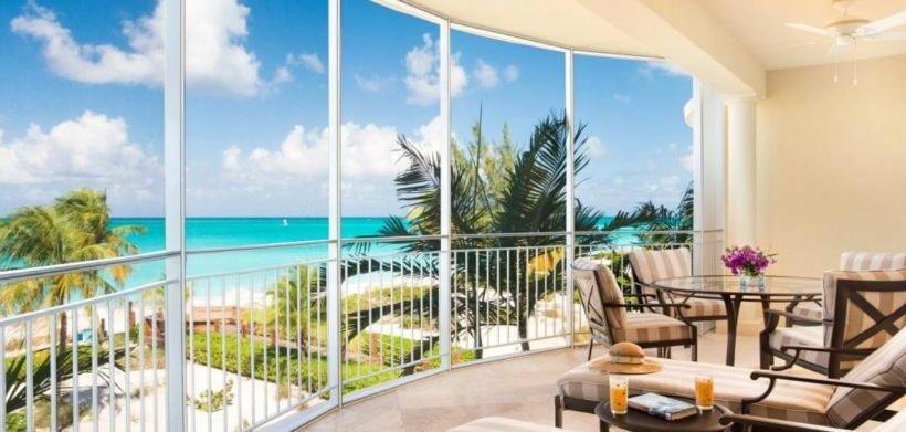 استراحتگاه The Tuscany On Grace Bay