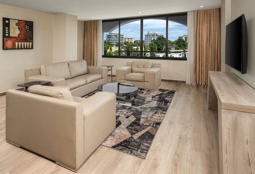 Delta Hotels By Marriott Dar Es Salaam
