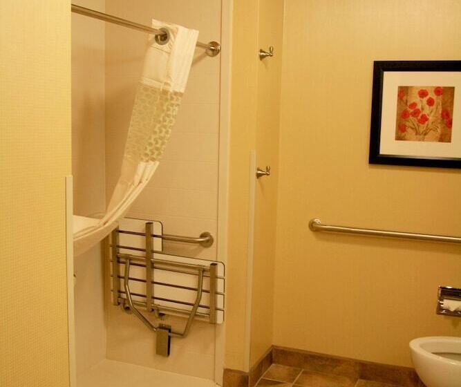 Hampton Inn & Suites Mission