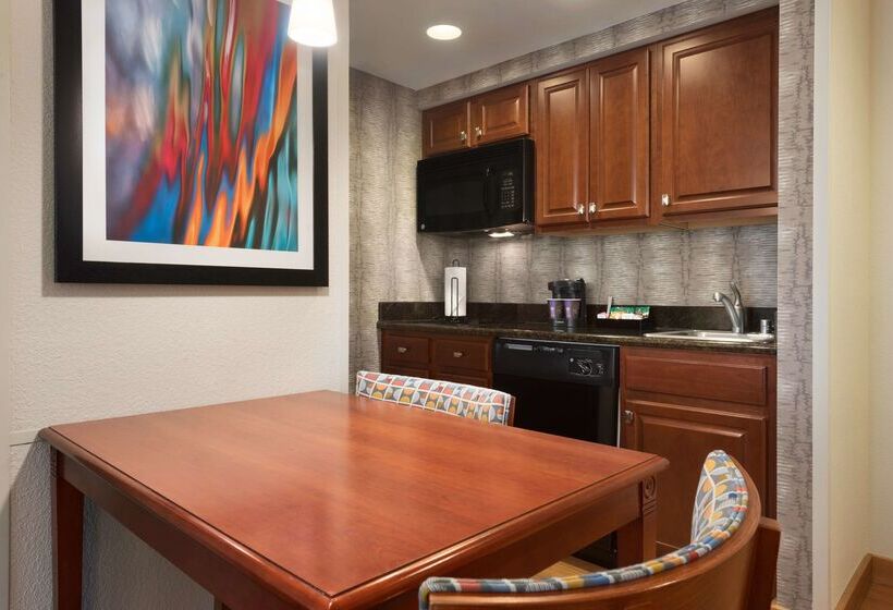 Homewood Suites By Hilton Madison West