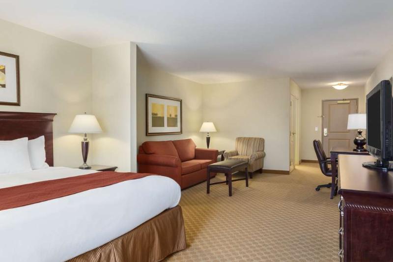 هتل Country Inn & Suites By Radisson, Savannah Airport, Ga
