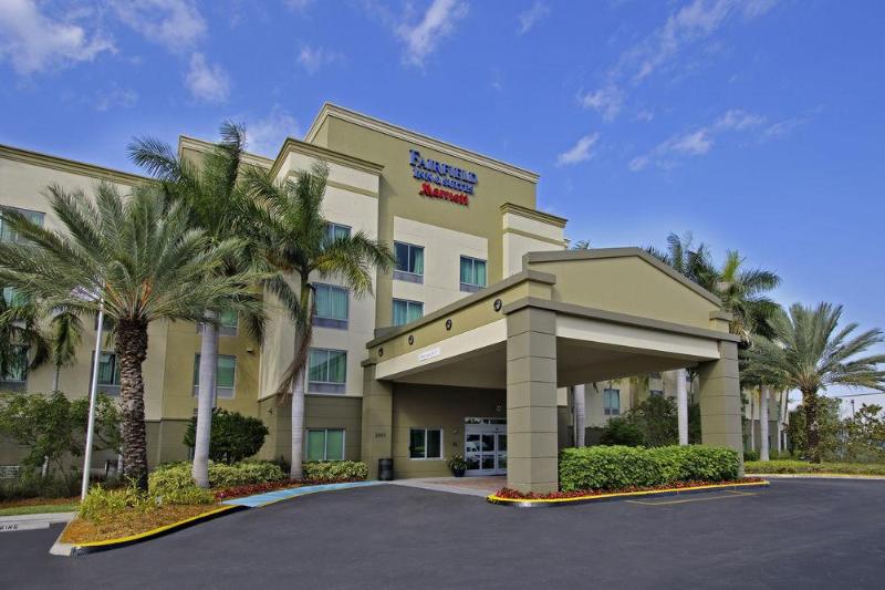 هتل Fairfield Inn & Suites Fort Lauderdale Airport & Cruise Port