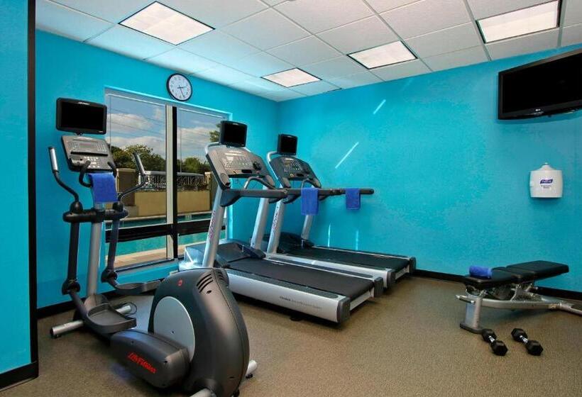 هتل Fairfield Inn & Suites Fort Lauderdale Airport & Cruise Port